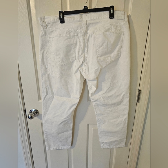 Lauren Ralph Lauren Women's White Eyelet Jeans Relaxed Taper Size 16 - Picture 7 of 9